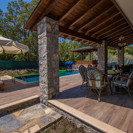 Yaba Villa